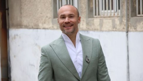АЦА СОФРОНИЈЕВИЋ О РОЂЕЊУ ЋЕРКЕ ТАРЕ: Кад се родила моја ћеркица родио сам се и ја поново