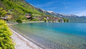 U JEDNOJ OD NAJBOGATIJIH ZEMALJA SVETA: Transrodna osoba izbačena sa nudističke plaže za žene - povređena policajka, grad se izvinjava