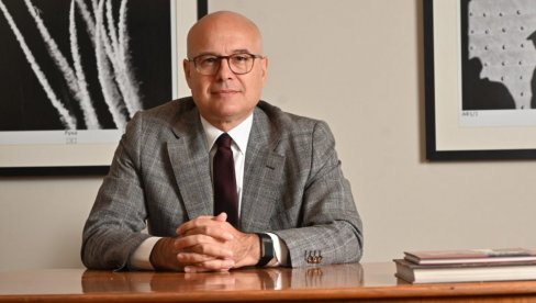 SRBIJA IZNAD SVIH PODELA Poruka Miloša Vučevića u intervjuu za Srpski nedeljnik Kompas