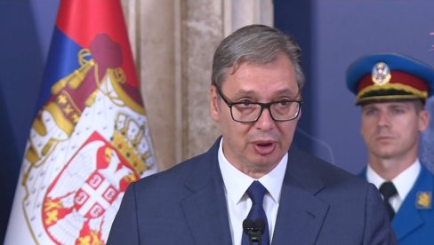 ZA MIR I SLOBODU URADIO SI VIŠE OD SVIH NAS: Vučić i Fernandes uručili odlikovanja porodici Milovana Jovanovića, poginulog u Libanu (VIDEO)