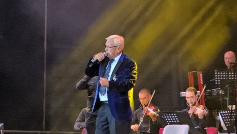 DA LI STE ZA JOŠ: Milanče Radosavljević postavio pitanje i usijao društvene mreže (FOTO)