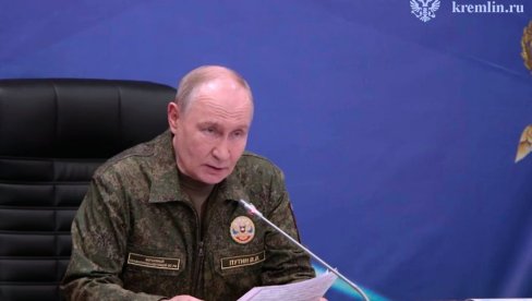 PUTIN U UNFORMI IZNENADA POSETIO VOJNIKE, PA ZAGRMEO: Oslobodili smo LNR potpuno, uskoro ćemo i DNR (FOTO)