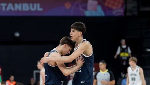 TURCI, SRAM VAS BILO! Napali srpsku decu zbog tri prsta - To je četnički pozdrav