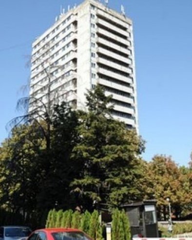 КАРАБУРМА ДОБИЈА  САВРЕМЕНЕ ЛИФТОВЕ: Осим послова на одржавању, почиње један од најважнијих пројеката Студентског центра Београд