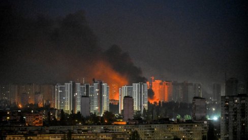 SNIMCI VELIKOG NAPADA NA KIJEV: NATO članica hitno digla avione, Rusi zasuli prestonicu raketama i dronovima (VIDEO)