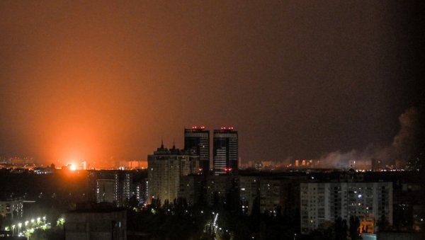 РУСИ ТОКОМ НОЋИ ЖЕСТОКО НАПАЛИ КИЈЕВ: Броје се мртви, огласила се Москва