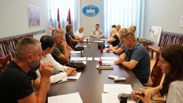 НОВАЦ ЗА КУЛТУРУ И НАУКУ: Требињска удружења потписала уговоре са градском Управом