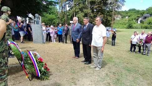 ПОЧАСТ СЛОБОДАРИМА: У Белој Цркви код Крупња сећање на лето 1941. године (ФОТО)