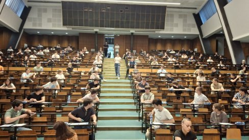 NA MAŠINCU POPUNJENA BUDŽETSKA MESTA VEĆ U PRVOM ROKU: Veliko interesovanje za jedan od naprestižnijih fakulteta