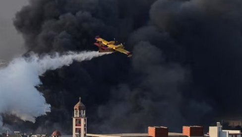 VELIKI POŽAR KOD ATINE: Povređeno najmanje 11 osoba (FOTO)