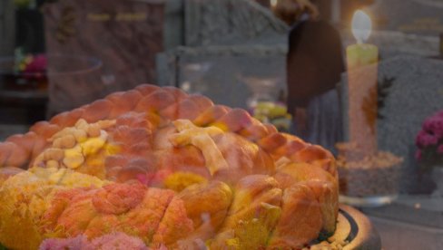 DA LI NA DAN KRSNE SLAVE TREBA IĆI NA GROBLJE: Pogledajte šta kaže crkva