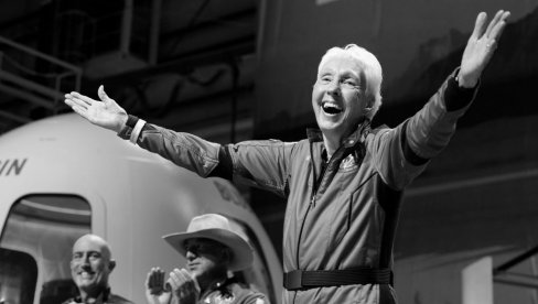 ПРЕМИНУЛА ВОЛИ ФАНК Памтићемо је по невероватном подвигу - Најстарија жена која је била у свемиру (ВИДЕО)