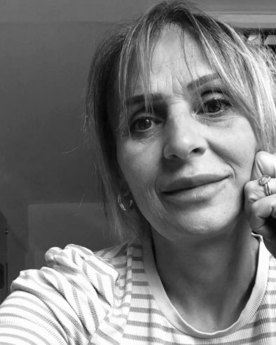 КАРИЈЕРУ ПОСВЕТИЛА ПИСАЊУ О ЉУДИМА СА КИМ: Преминула Сања Кецман, новинарка и уредница „Јединства“ из Косовске Митровице