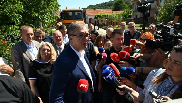 ВАЖНА ПОРУКА ПРЕДСЕДНИКА: Србија ће наставити да се развија, паметном политиком чуваћемо мир и стабилност! (ФОТО)