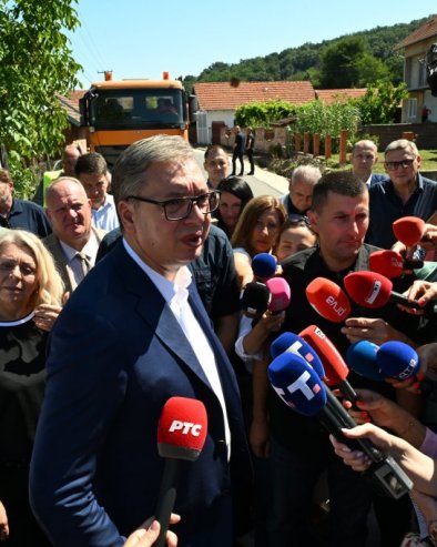 ВАЖНА ПОРУКА ПРЕДСЕДНИКА: Србија ће наставити да се развија, паметном политиком чуваћемо мир и стабилност! (ФОТО)