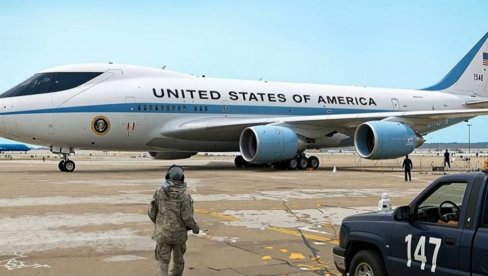 АМЕРИЧКИ НОВИНАРИ ПИСАЛИ О ПРОБЛЕМИМА НОВОГ ТРАМПОВОГ АВИОНА: Кад су видели шта им је стигло поштом, остали су у шоку