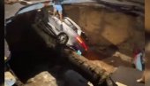 (UZNEMIRUJUĆI VIDEO) Tragedija u Kini, put propao