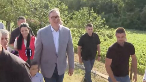 Vučić u poseti porodici Todorović