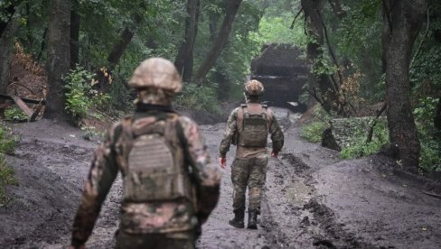 РУСИ КУЦАЈУ НА ВРАТА СЛАВЈАНСКА: Украјинцима одсечен прилаз, пада још једна неосвојива тврђава!