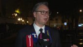 ŽAO MI JE KAD VIDIM DA U SRBIJI POSTOJE LJUDI KOJI NE VOLE SVOJU ZEMLJU Vučić iz Pariza: I kad imam drugačiji stav, ne moram nikog da vređam