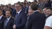 HRVATI PUCAJU OD MUKE: Ne mogu da podnesu čast koja je Vučiću i Srbiji ukazana u Parizu (FOTO)