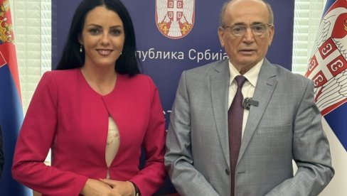 ДАЈЕ И ГРАД: Лозница добила 500.000 динара за „Михољске сусрете села“ у Лешници