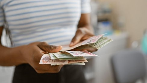 ПОСЛОДАВЦИ СВЕ ВИШЕ ТРАЖЕ РАДНИКЕ: Ова занимања су најтраженија, а једно се плаћа чак 180.000 динара