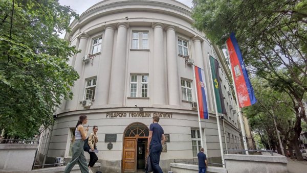 ЊИХ ВЕШТАЧКА ИНТЕЛИГЕНЦИЈА НЕ МОЖЕ ДА ЗАМЕНИ: Зашто млади заобилазе Рударско-геолошки факултет