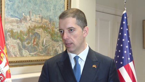 ЂУРИЋ ОДГОВОРИО ПОНОШУ: На радост огромне већине грађана, Србија оставља иза себе атмосферу подела коју настојите да одржите