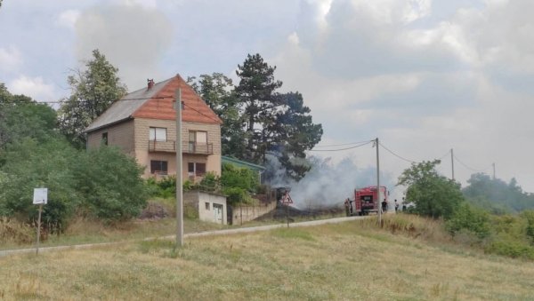 ПОНОВО ГОРЕО ВРШАЧКИ БРЕГ: Мањи пожар на платоу „Код Славише“, изгорело 25 ари шуме