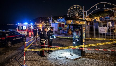СМРТ У ЛУНА ПАРКУ: Тинејџер доживео јак струјни удар на популарној игрици - лекари га реанимирали три сата
