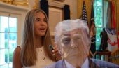 ДУШО, ДЕДА ТИ ЈЕ МИЛИЈАРДЕР И ПРЕДСЕДНИК: Каи Трамп прозивају због изјаве: Желим да покажем да је све могуће