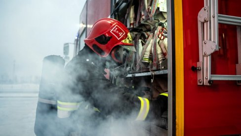 ЗАПАЛИО СЕ АУТОБУС НА ГАЗЕЛИ: Колапс на мосту