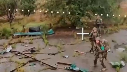 UKRAJINCI UŠETALI PRAVO U ZAMKU: Ova ekskurzija u Konstantinovki bila im je poslednja