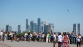 НАРАНЏАСТИ АЛАРМ У МОСКВИ: Викенд доноси опасне врућине и екстремне услове