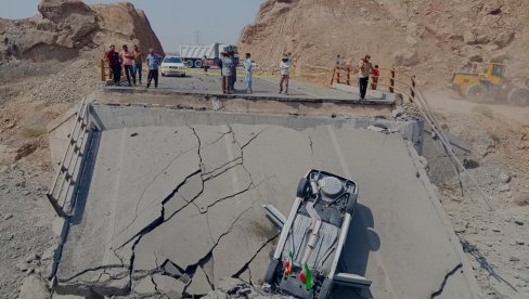АМЕРИЧКА ОСВЕТА ИРАНУ: Ноћас смо их поново веома снажно ударили...