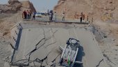 АМЕРИЧКА ОСВЕТА ИРАНУ: Ноћас смо их поново веома снажно ударили...