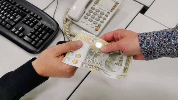 МИНИМАЛНИ МИНУС НЕ МОЖЕ ДА СЕ БИРА: Банке одређују и највише и најмање вредности дозвољеног прекорачења по текућем рачуну