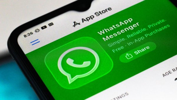 СТИЖЕ ВЕЛИКА ПРОМЕНА ЗА iPhone: WhatsApp од новембра престаје да ради на неким уређајима
