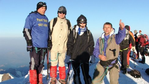PIONIRSKI USPON NA KROV EVROPE: Paraćinski „Javorak“ obeležava dve decenije od prvog alpinističkog poduhvata (FOTO)
