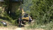 НА КУЋЕ СРБА БАГЕРИМА И ДУГИМ ЦЕВИМА: Курти покренуо нови талас етничког чишћења на језеру Газиводе, на северу Космета