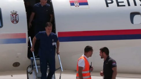 МАЛИ ДАНИЛО (10) ИЗАШАО ИЗ КОМЕ: Авион Владе Србије данас лети по њега, чудо после несреће код Котор