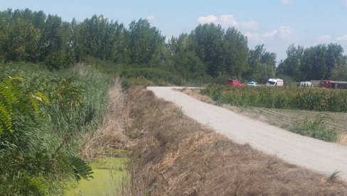 ИЗВУЧЕНА ТРИ ТЕЛА ИЗ ПРЕВРНУТОГ ВОЗИЛА: Стравични детаљи саобраћајне несреће у Новом Саду