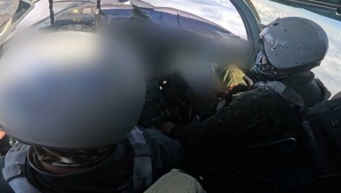 СНИМАК ИЗ КАБИНЕ ПИЛОТА Су-34: Избацили бомбе у западној Украјини, а онда је стигла потврда - уништени су