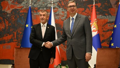 VUČIĆ SA BABIŠEM: Počeo sastanak u Palati Srbija