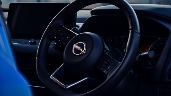 ХИТНО УПОЗОРЕЊЕ ЗА ВОЗАЧЕ У СРБИЈИ: Опозвана два популарна Nissan модела због ризика од пожара и повреда