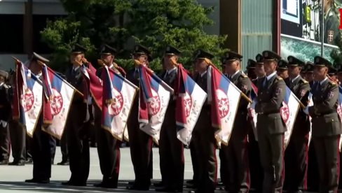 Svečanost povodom promocije najmlađih oficira Vojske Srbije, prisustvuje predsednik Vučić
