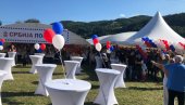 СВЕ СПРЕМНО ЗА ДОЧЕК ПРЕДСЕДНИКА: Мештани златиборских села пристижу на скуп