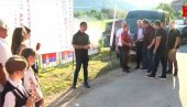PREDSEDNIK SA NARODOM: Vučić u Drežniku
