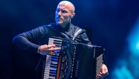 KRALJEVO SLAVILO SVOG VIRTUOZA: Aleksandar Sofronijević priredio muzički spektakl u rodnom gradu (FOTO)